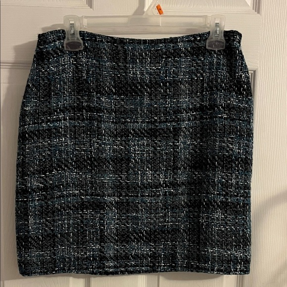 Calvin Klein Black and White Tweed Pencil Skirt - Picture 1 of 7